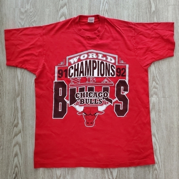 Vintage 1992 Bulls NBA Champion T-Shirt Size L - Picture 1 of 8